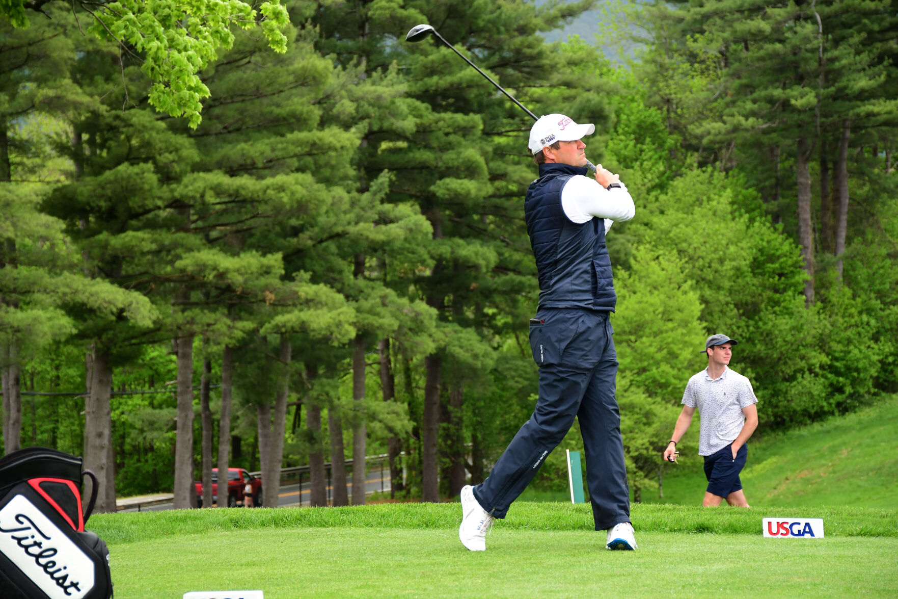 Mabee tees off at hole 1